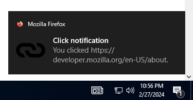 Beispiel einer Benachrichtigung auf Windows 10, oberhalb der Systemuhr, mit einem fettgedruckten Titel "Click notification", gefolgt von normalem Text "You clicked https://newreal1.mobosoft.fun/de/docs/MDN". Die Benachrichtigung hat ein kleines Firefox-Logo in der oberen linken Ecke, gefolgt von "Mozilla Firefox", und ein Link-Symbol links vom primären Benachrichtigungstext.