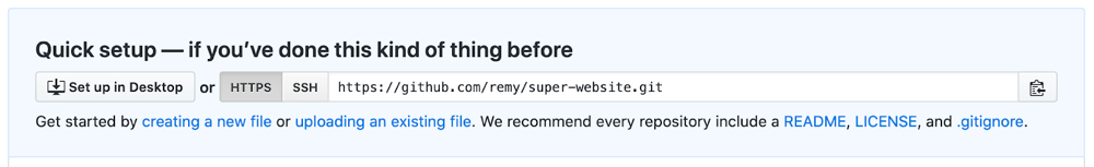 GitHub リポジトリーにコードを展開するために使用できるリモート URL を表示する GitHub 画面ショット